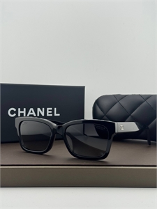 Очки CHANEL 187343