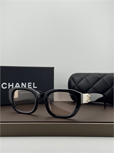 Очки CHANEL 187364