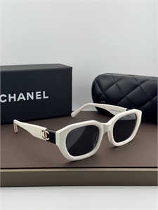 Очки CHANEL 187365
