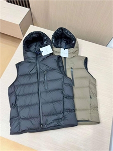 Жилет Moncler 101920 - фото 92648 Жилет Moncler 101920 - фото 92648