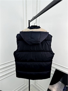 Жилет Kiton 103125 - фото 95944 Жилет Kiton 103125 - фото 95944