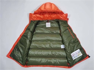 Безрукавка Moncler 103397 - фото 96671 Безрукавка Moncler 103397 - фото 96671