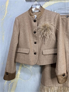 Костюм BRUNELLO CUCINELLI 103603 - фото 97421 Костюм BRUNELLO CUCINELLI 103603 - фото 97421