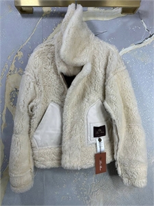 Дубленка LORO PIANA Двусторонняя 103608 - фото 97458 Дубленка LORO PIANA Двусторонняя 103608 - фото 97458