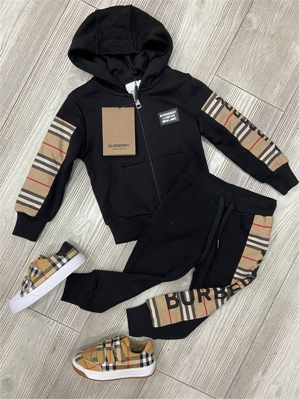 Спортивный костюм Burberry 8967 - фото 109768