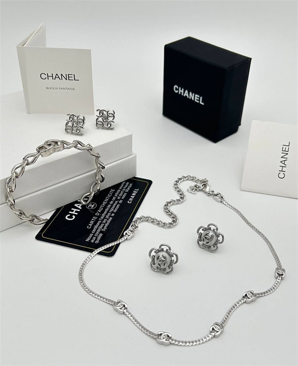 Серьги CHANEL 112577 - фото 124098