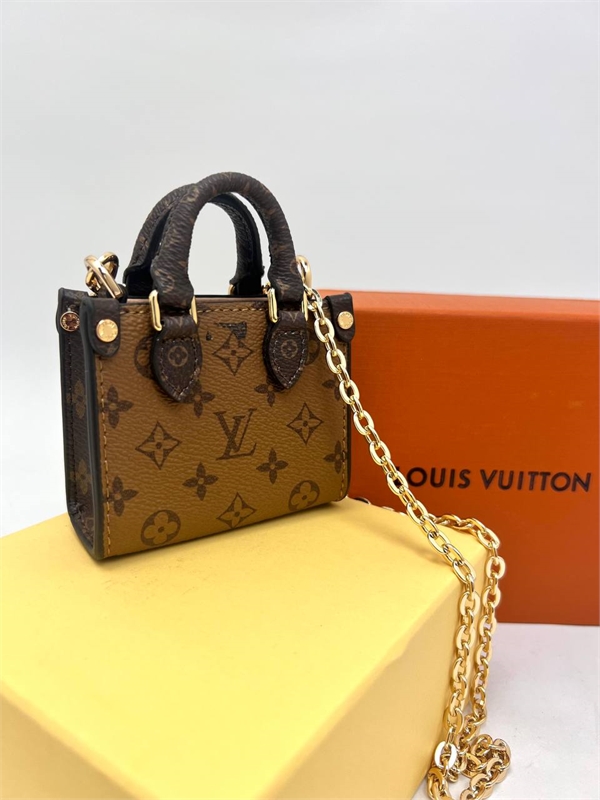 Брелок LOUIS VUITTON 112943 - фото 125542