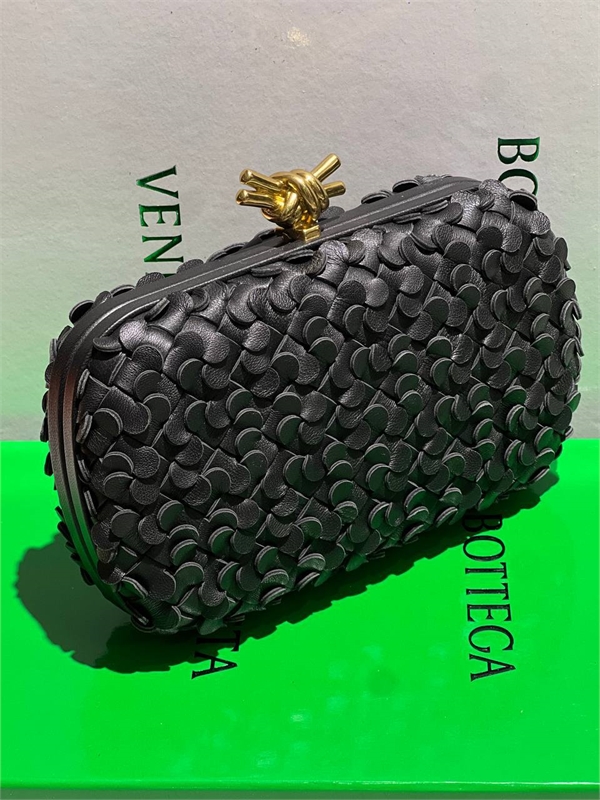 Клатч BOTTEGA VENETA 113692 - фото 128465