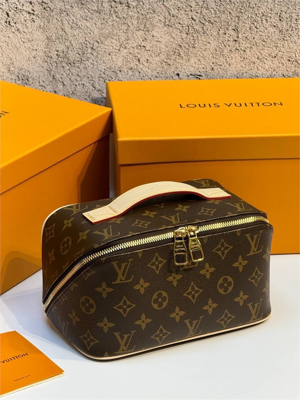 Несессер LOUIS VUITTON 116659 - фото 144430