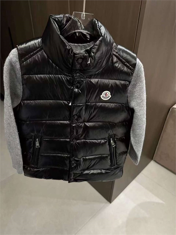 Жилет moncler 116844 - фото 145260