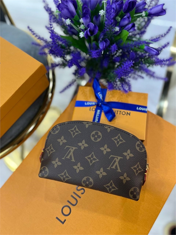 Косметичка LOUIS VUITTON 118503 - фото 149322