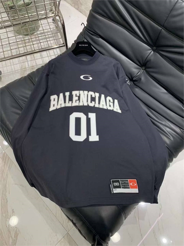 Лонгслив Balenciaga 118716 - фото 150220