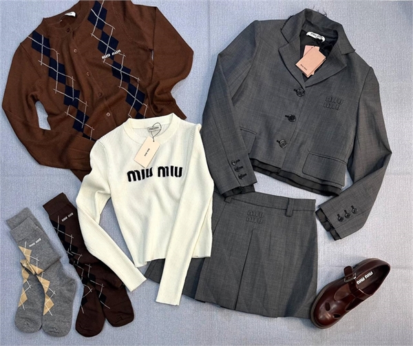Лоферы MIU MIU 120010 - фото 155765