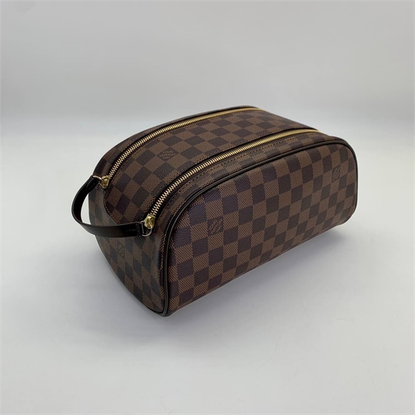 Косметичка LOUIS VUITTON 124404 - фото 179579