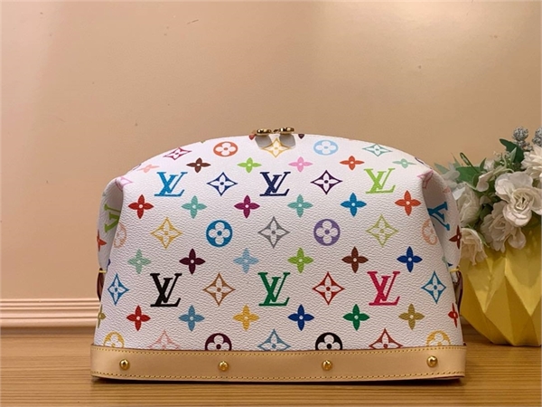 Косметичка LOUIS VUITTON 126637 - фото 190337