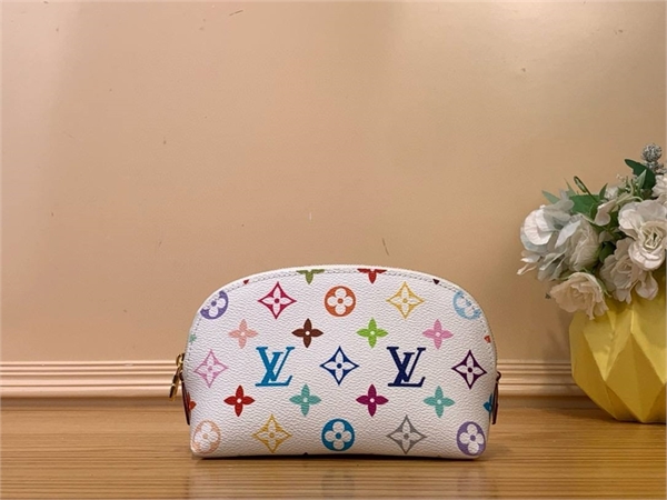 Косметичка LOUIS VUITTON 126638 - фото 190355