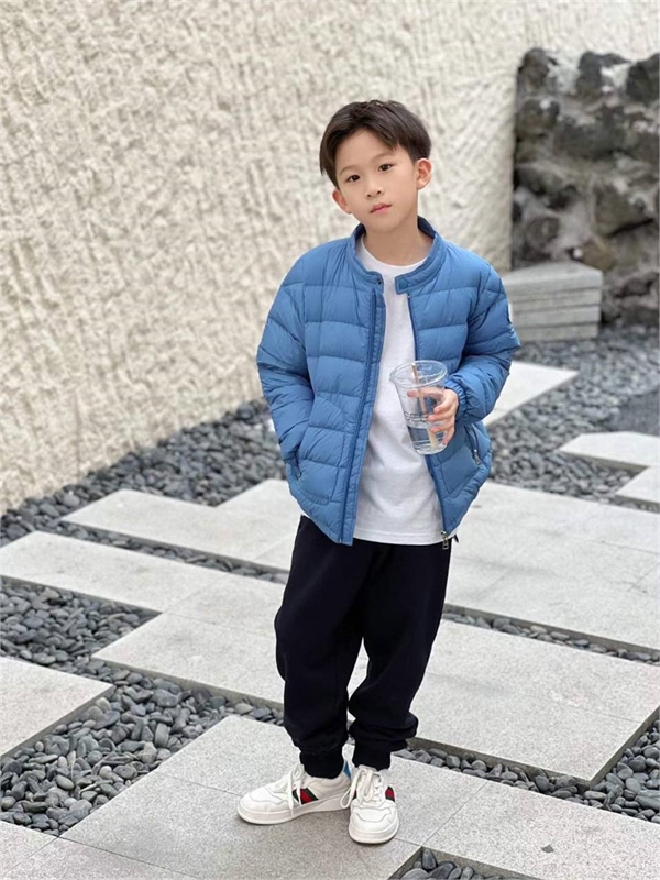 Куртка MONCLER 131000 - фото 212568