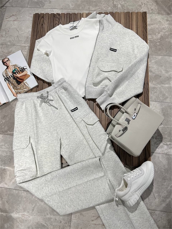 Костюм MIU MIU 133505 - фото 226969