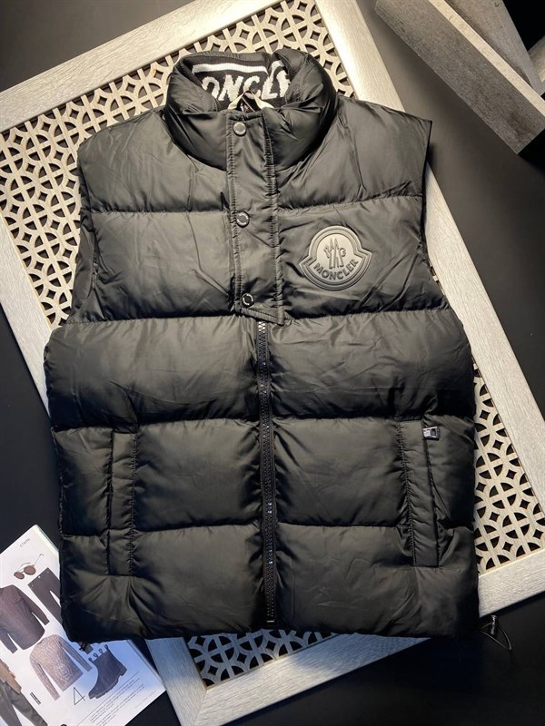 Жилет Moncler 20379 - фото 22921