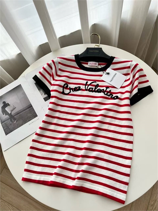 Футболка VALENTINO 134997 - фото 235875