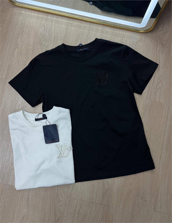 Футболка LOUIS VUITTON 135016 - фото 235971