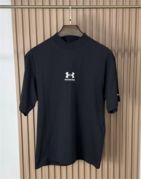 Футболка BALENCIAGA 135153 - фото 237062