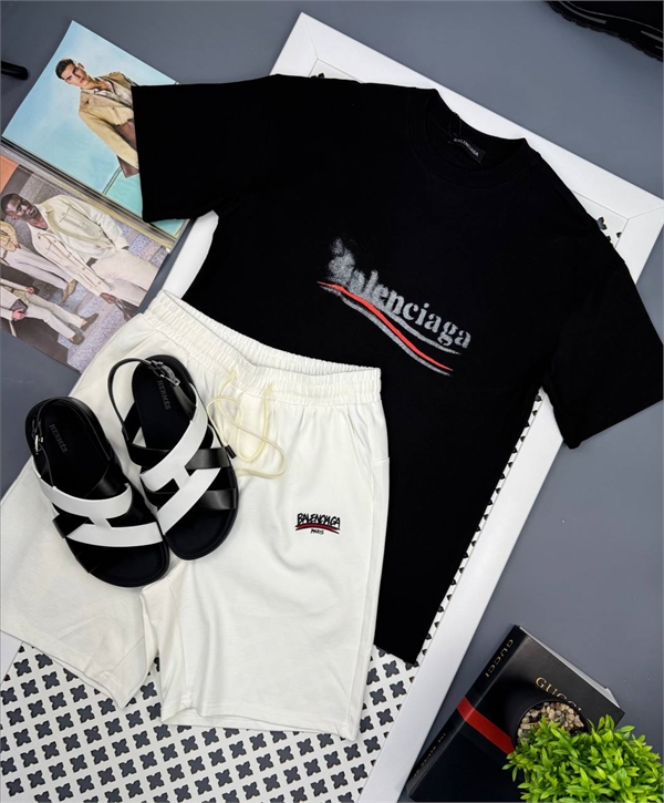 Футболка BALENCIAGA 137699 - фото 250630