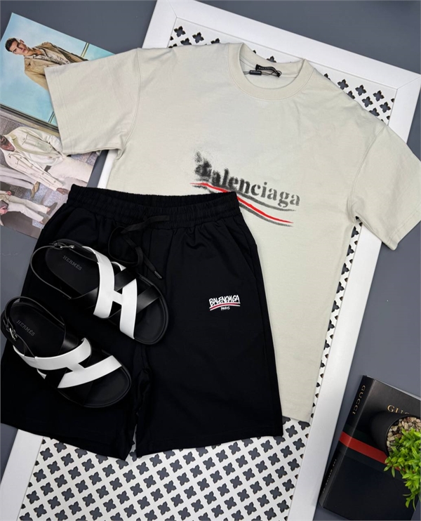 Футболка BALENCIAGA 137700 - фото 250634