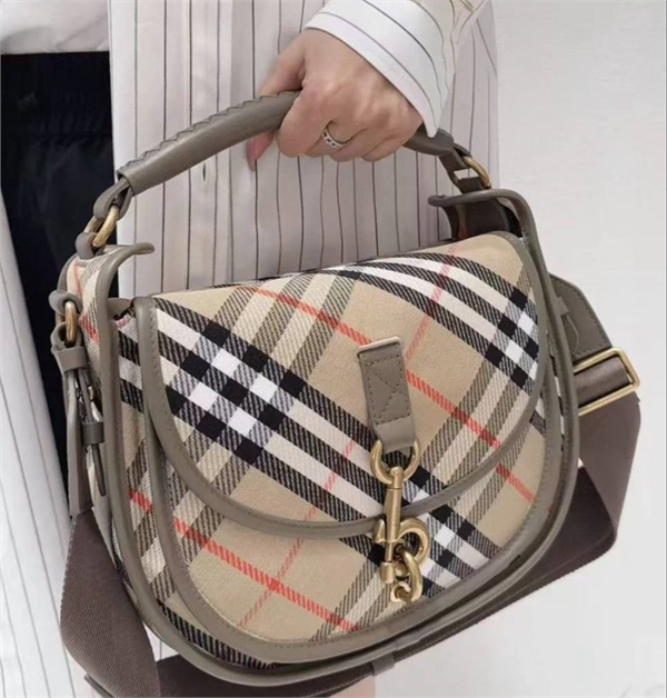 Сумка BURBERRY 138057 - фото 251820