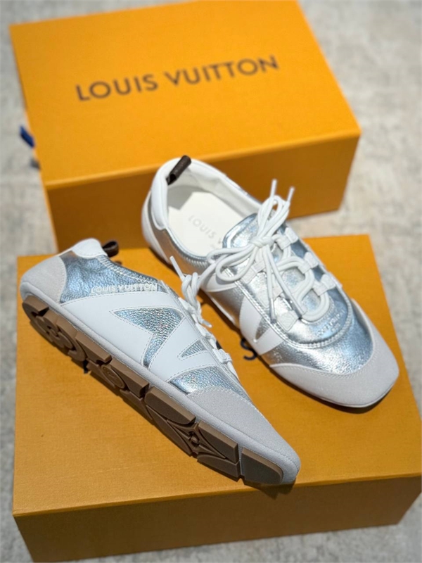 Кроссовки LOUIS VUITTON 143881 - фото 280070