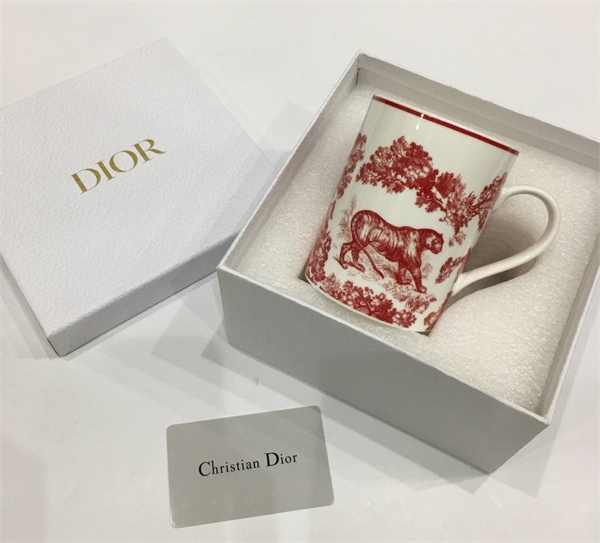 Кружка DIOR 146201 - фото 293698