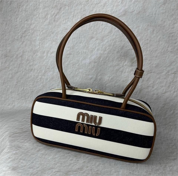 Сумка MIU MIU 146394 - фото 294746