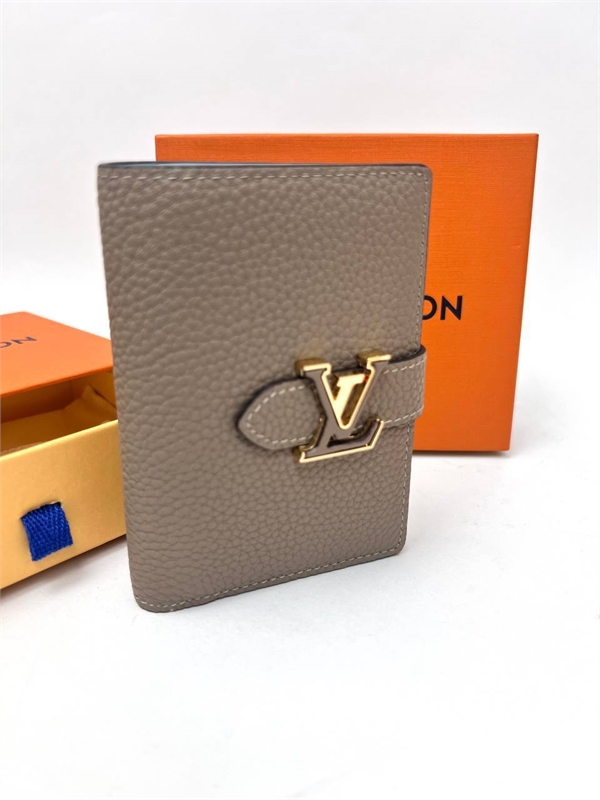 Обложка  LOUIS VUITTON 147815 - фото 302433