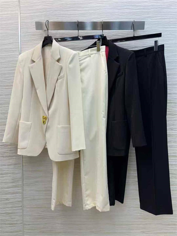 Костюм Schiaparelli 148535 - фото 306973