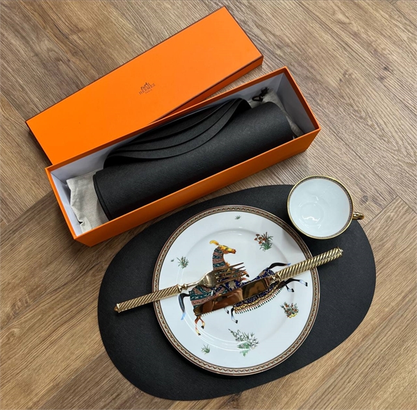 Плейсмат из кожи HERMES 149638 - фото 311503