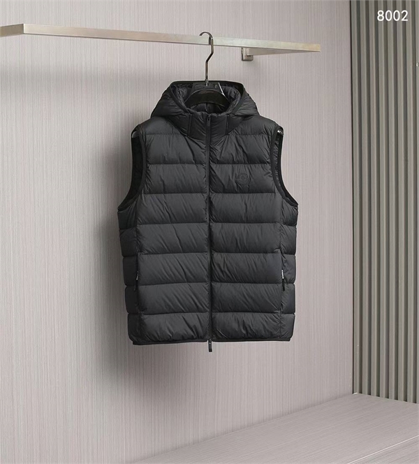 Безрукавка MONCLER 151389 - фото 321477