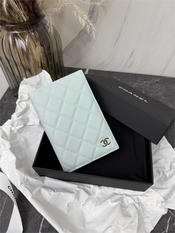 Обложка CHANEL 154144 - фото 335665