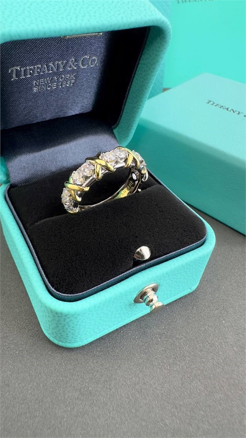 Кольцо Tiffany&Co 154752 - фото 339365
