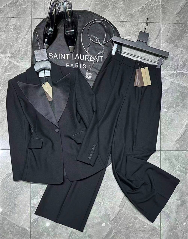 Костюм ERMANO SCERVINO 155617 - фото 345115