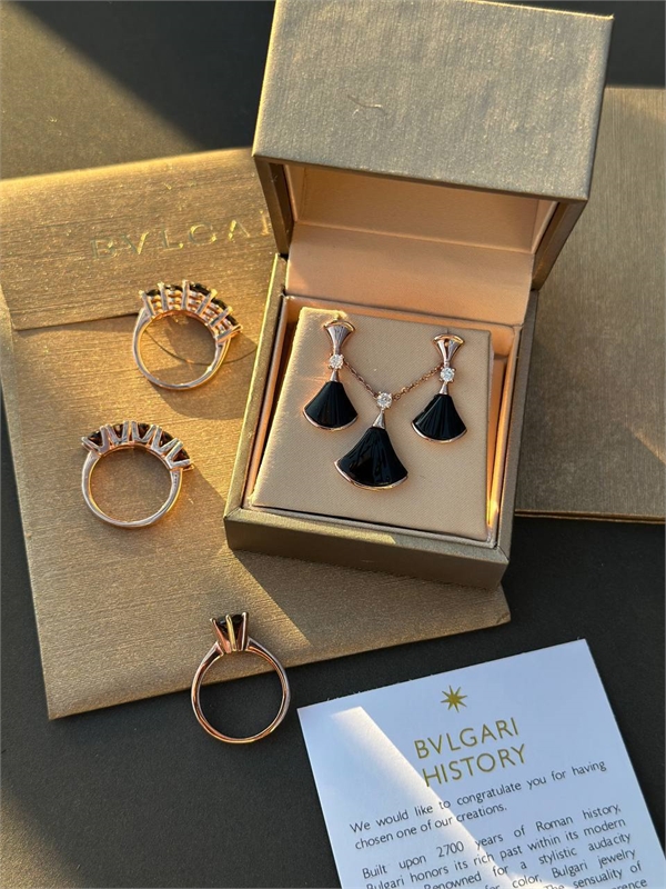 Серьги BVLGARI Серебро 925 п 156633 - фото 351719