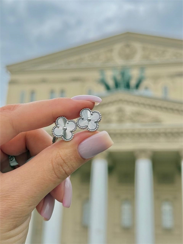 Серьги Van Cleef 156690 - фото 352042