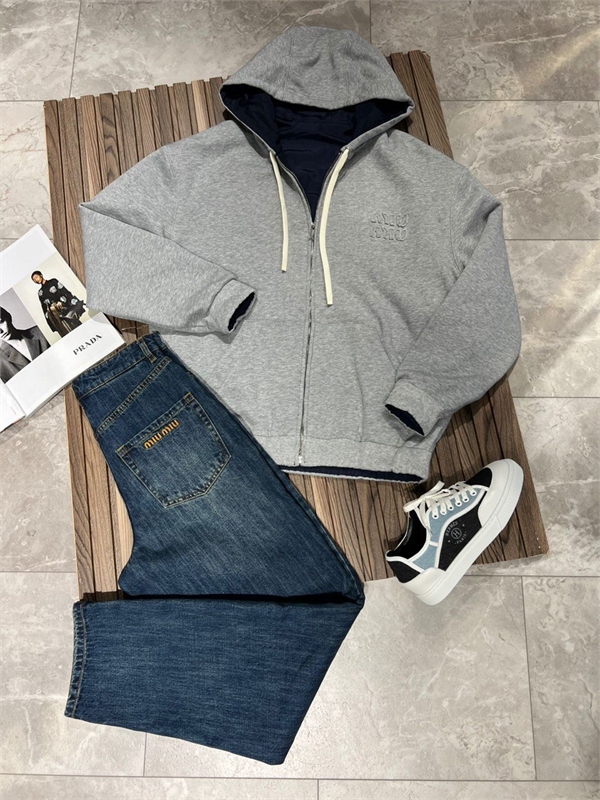 Джинсы MIU MIU 157092 - фото 353792