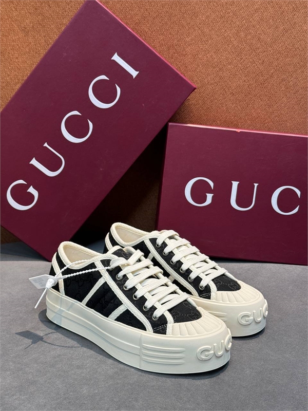 Кроссовки GUCCI 157644 - фото 357052