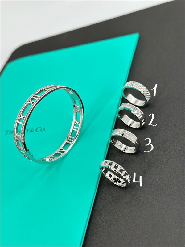 Кольцо Tiffany&Co 158710 - фото 363866
