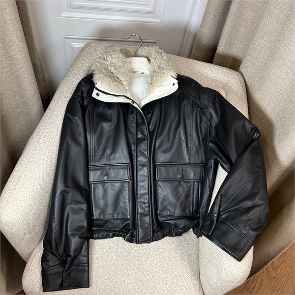 Куртка  BRUNELLO CUCINELLI 159230