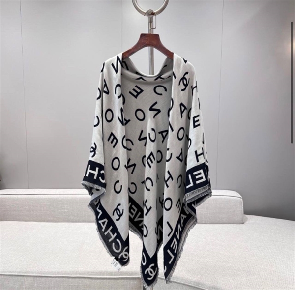 Платок CHANEL 159677