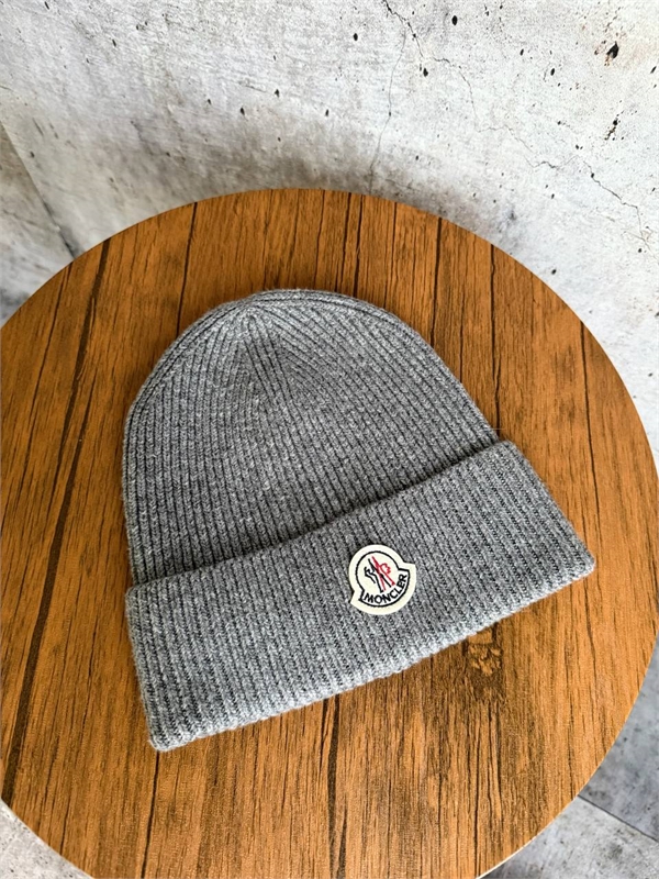 Шапка MONCLER 163252