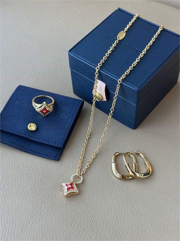 Кулон LOUIS VUITTON 163373