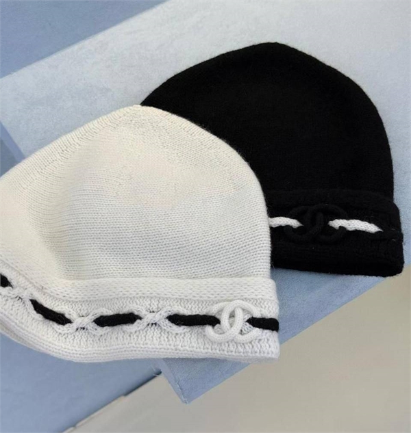 Шапка CHANEL 163700