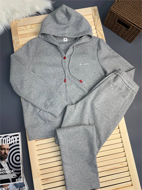 Прогулочный костюм KITON 163704